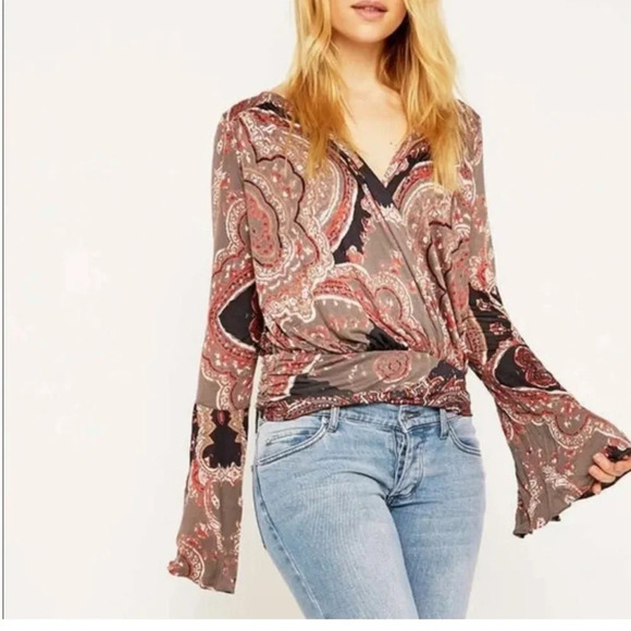 Free People Fiona boho wrap, bell sleeve top Medium - Picture 2 of 9
